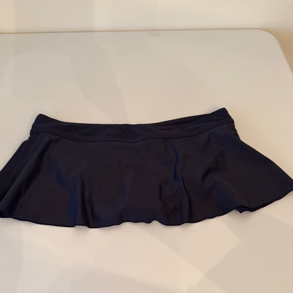 Elegant Navy Blue Women's Swim Skirt